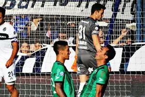 Superliga: San Martín (SJ) derrotó a Gimnasia y salió de la zona de descenso