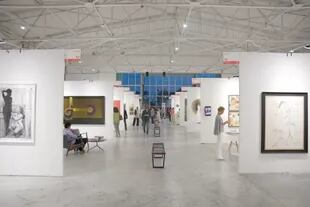 El amplio espacio de The Hangar permitió reunir a 48 galerías e instituciones de 17 países