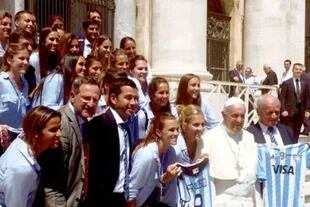 Las Leonas visitaron al Papa en el Vaticano
