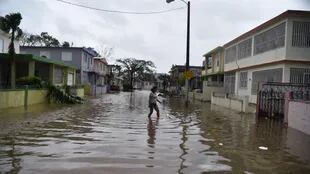 El suministro eléctrico se vino abajo en todo Puerto Rico y descartó que pueda recuperarse de inmediato