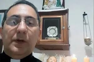 La Iglesia sancionó al cura que llamó “afeminados y gays” a los arzobispos de Buenos Aires y La Plata