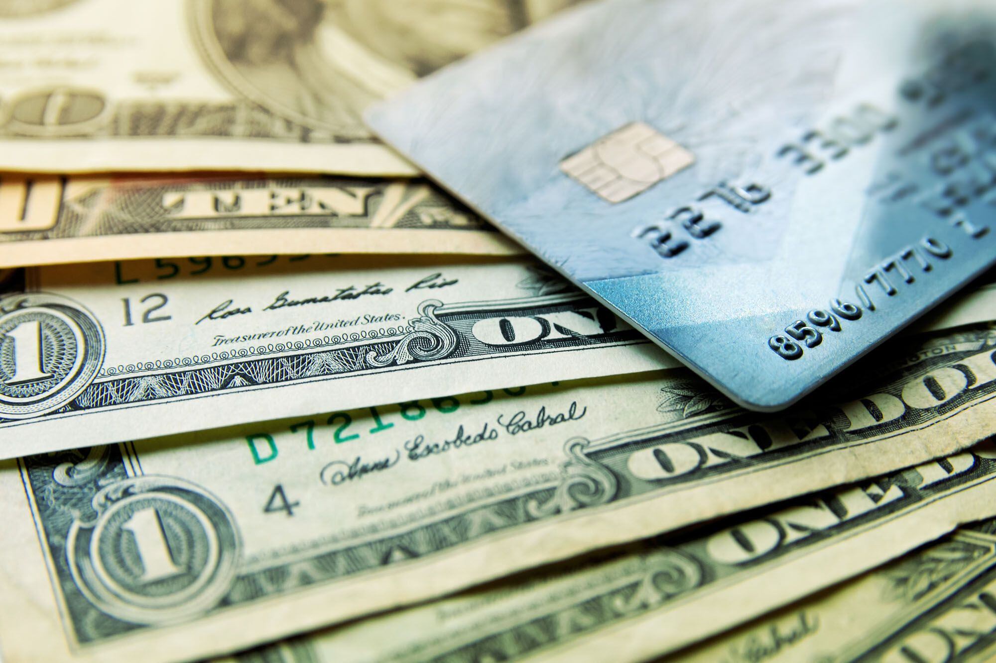 El dólar Qatar aplica para las compras con tarjeta de crédito mayores a US$300 mensuales 