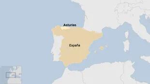 El asturiano utiliza el alfabeto latino y, al igual que el castellano, cuenta con cinco vocales