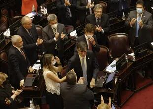 Esteban Bullrich renuncia a su banca en el Senado