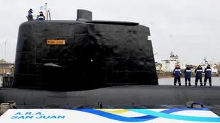 Buques pesqueros y aeronaves estadounidenses se suman a la búsqueda del submarino