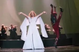Celine Dion y un original número musical junto a Deadpool