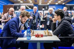Un impecable triunfo de Carlsen sobre Alireza en Holanda