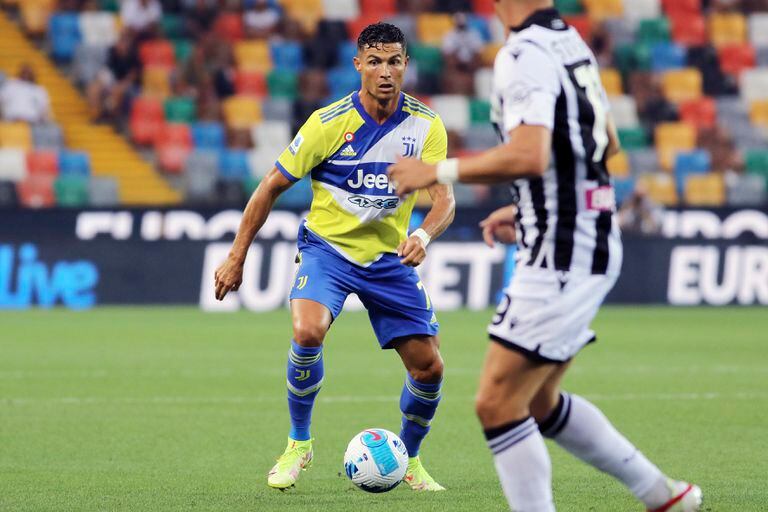 Cristiano Ronaldo frente al Udinese por la Serie A de Italia