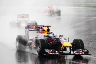 Tetracampeón con Red Bull, Sebastian Vettel logró su primer triunfo y su primera pole con Toro Rosso, en Monza, en 2008, bajo condiciones de pista desfavorable