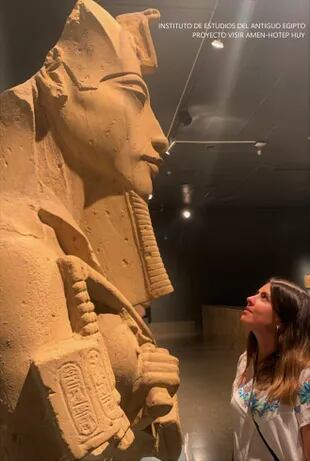 "¿Qué extraño de Egipto? Todo. Cuando tengo tiempo libre, me voy a visitar la tumba del faraón Ramsés III o al templo de Karnak, que ya los visité un montón de veces y los sigo disfrutando, porque son magníficos y enormes y siempre descubrís algo nuevo o aprendiste algo nuevo que aplicar", dice Flor