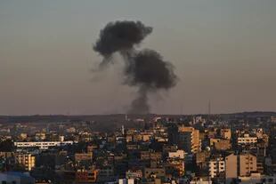 Un cohete palestino estalló en Tel Aviv, ciudad que no sufría un bombardeo desde la Guerra del Golfo en 1991