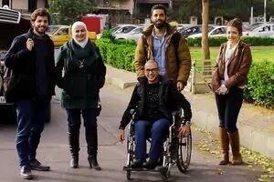 “Yo soy sus oídos, él es mis piernas”: dos amigos con discapacidad enfrentan la guerra en Siria
