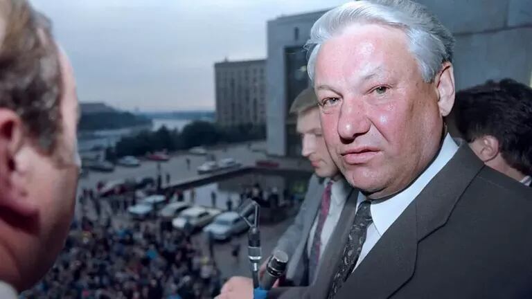 Yeltsin ya controlaba el Kremlin cuando Gorbachov dio su discurso de renuncia