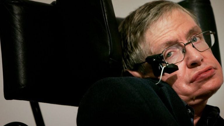 Hoy se cumple un nuevo aniversario del nacimiento del astrofísico Stephen Hawking