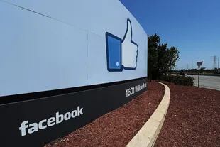 Facebook dejó sin efecto el bloqueo de cuentas con apodos tras una queja presentada por la comunidad LGBT de San Francisco