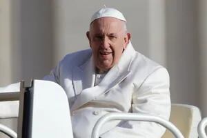 Internaron al papa Francisco en un hospital de Roma para un “control médico programado”