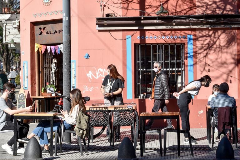 La apertura de restaurantes con mesas al aire libre en Palermo también se dio esta semana