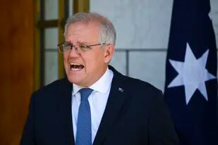 El primer ministro de Australia, Scott Morrison, durante una conferencia de prensa en el Parlamento, el miércoles 22 de diciembre de 2021, en Canberra. (Lukas Coch/AAP Image via AP)