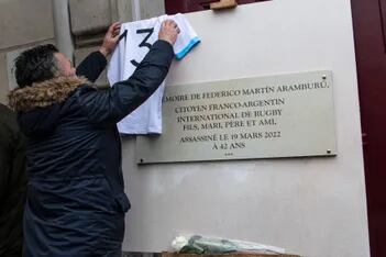 El emotivo homenaje en Francia para Federico Martín Aramburú, a un año de su asesinato