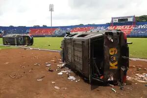 La decisión que tomaron con el estadio de Indonesia en el que murieron 174 personas y el rol de la FIFA