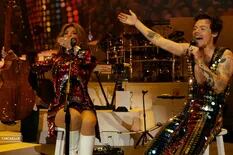 Harry Styles invitó a Shania Twain al escenario del Coachella 2022: “Me enseñó a cantar”
