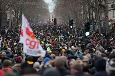 Los sindicatos vuelven a las calles para frenar la reforma de Macron