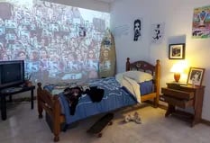 “El cuarto de Lucía”: una acción artística con objetos reales de una adolescente asesinada