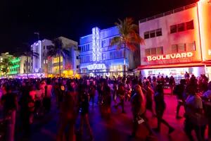 Miami Beach impone el toque de queda tras dos tiroteos mortales
