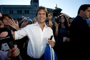 Ballottage en Uruguay: expectativa tras el cierre de los centros de votación