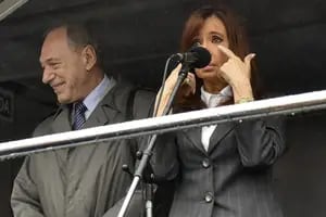 Zaffaroni aseguró que si Cristina es condenada “el único recurso es el indulto presidencial”