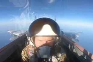 Así escapan los pilotos ucranianos de los misiles que lanzan desde los Migs las tropas rusas