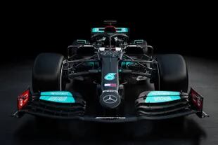 El W12, el modelo con el que Mercedes intentará ganar su octavo título consecutivo de Constructores y Lewis Hamilton ceñirse su corona número ocho entre los pilotos; la escudería de Brackley tendrá su filming day después de las pruebas del fin de semana en Bahrein