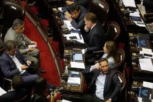 Mario Negri, Diego Santilli, María Eugenia Vidal y Facundo Manes en la Cámara de Diputados