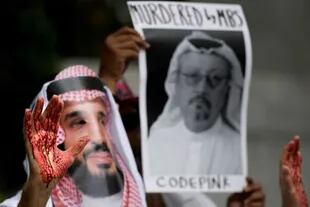 Días después de la desaparición de Jamal Khashoggi, se organizaron protestas frente a la embajada de Arabia Saudita en Washington DC, Estados Unidos