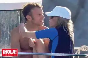 Descubrimos a Emmanuel Macron junto a su mujer Brigitte en la isla de Porquerolles