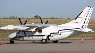 La avioneta, un turbo hélice bimotor marca Mitsubishi matrícula LV MCV, salió de San Fernando a las 14.30 y tenía como destino Las Lomitas, Formosa