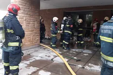 Se incendió un edificio y 13 personas tuvieron que ser asistidas