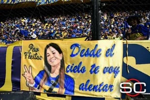 La bandera en homenaje a Paola Fleitas, la hincha de Boca fallecida en Mendoza