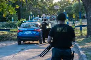 Rosario: casi sin agentes en las calles, jefes policiales investigados por narcos y funcionarios que no gestionan