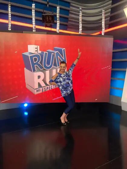 Naanim Timoyko trabaja en Crónica TV en el programa El Run Run del Espectáculo