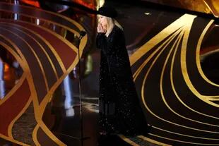 Barbra Streisand, ovacionada sobre el escenario del Dolby Theatre