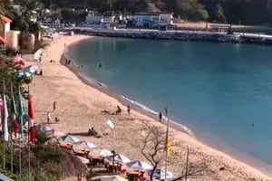 Los videos que muestran el extraño comportamiento del mar ante el sismo en las playas de Huatulco