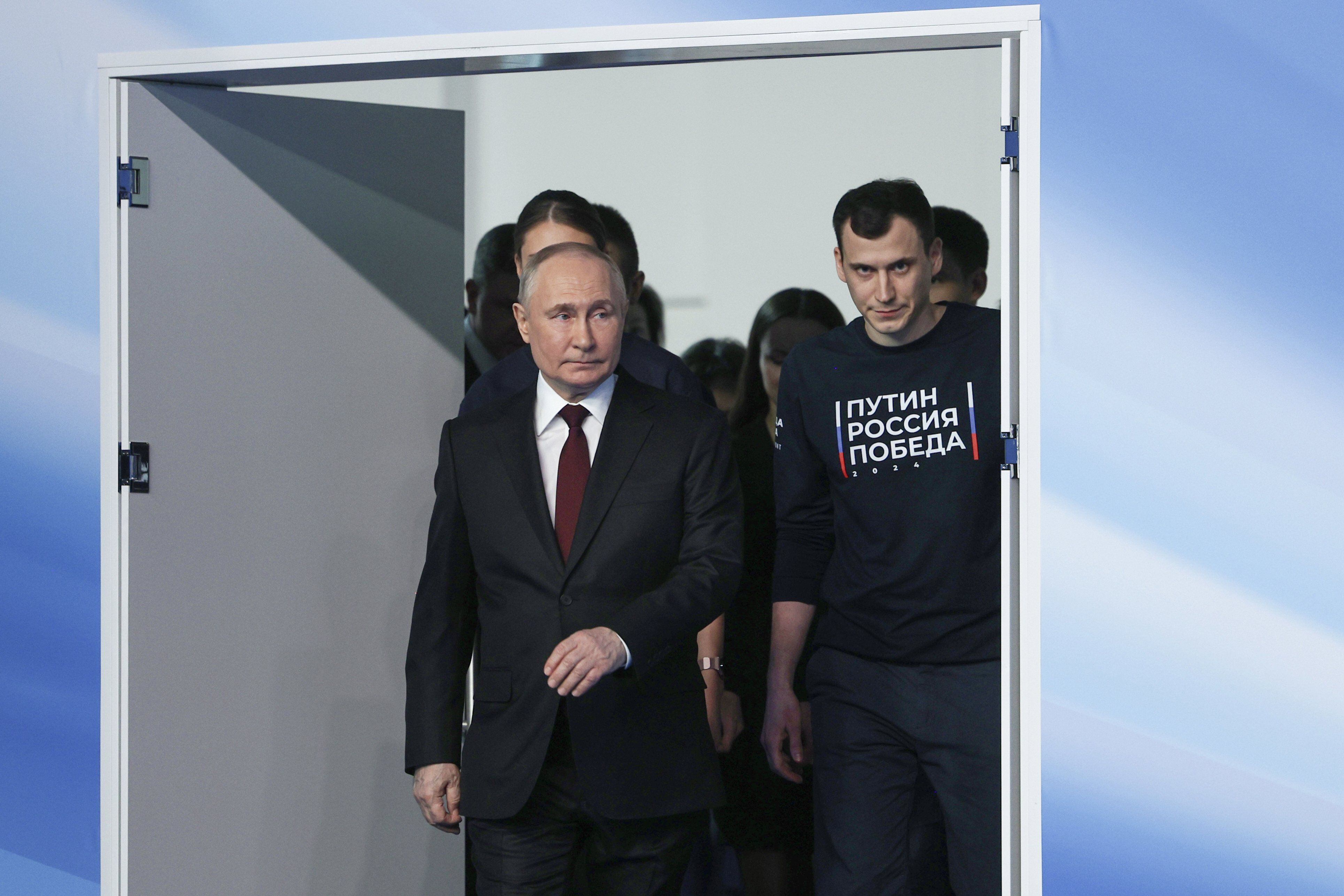 Putin nombró por primera vez a Navalny en años y reveló un dato de los días previos a su muerte