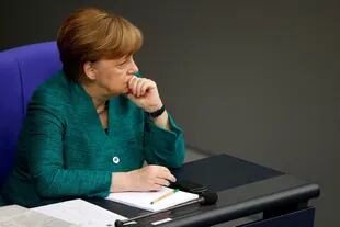 Un video de Merkel explicando la tasa de contagios despertó elogios en los últimos días por su claridad