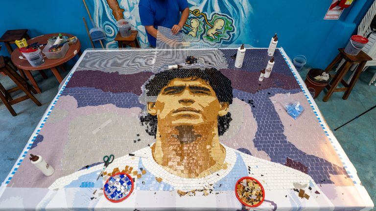 El mural con la imagen de Diego Maradona. Crédito: Prensa Edesur