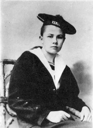 Isabelle Eberhardt, vestida de marinero.