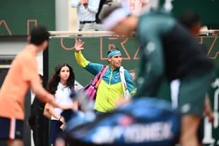 Rafael Nadal entrando en el court central para disputar la final de Roland Garros ante el noruego Casper Ruud.