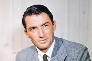 Gregory Peck: no soñaba con ser actor de Hollywood, trabajó como camionero y tuvo un gesto impensado con  Audrey Hepburn