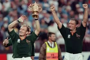 Murió Hannes Strydom, gloria de los Springboks y campeón del mundo en 1995, en un choque automovilístico