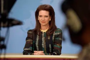 Helen Norville (Anna Torv) es la estrena femenina del programa New At Six, eje del retrato sobre el mundo periodístico de los 80 que propone la serie australiana The Newsreader.